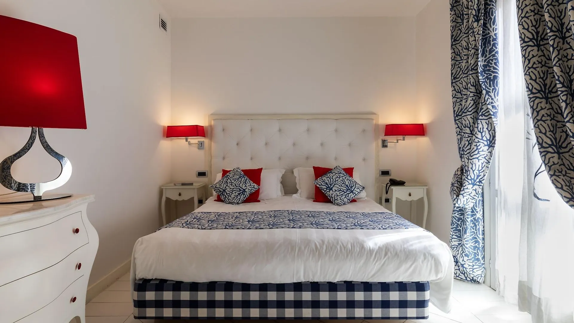 La Ciliegina Lifestyle Hotel Naples 4*,