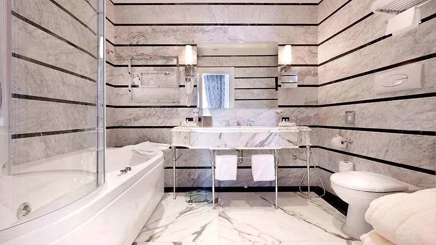 La Ciliegina Lifestyle Hotel Naples 4*,