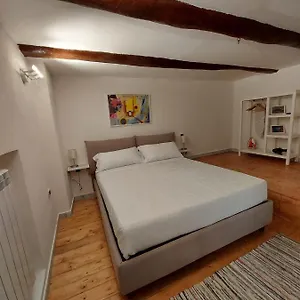 Mar Apartment